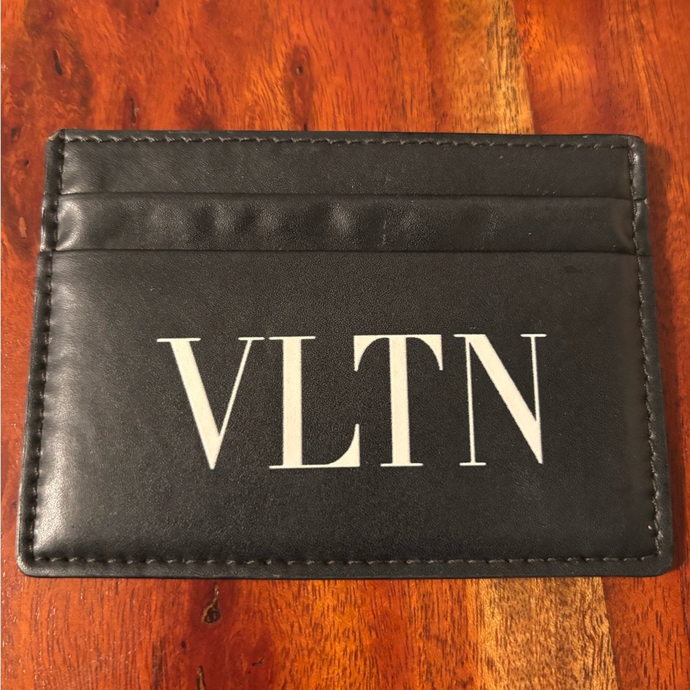 Pre-loved Valentino Black Leather Card Holder